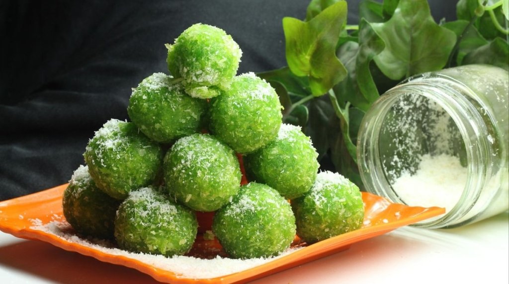 Apa Saja Manfaat Buah Kelapa